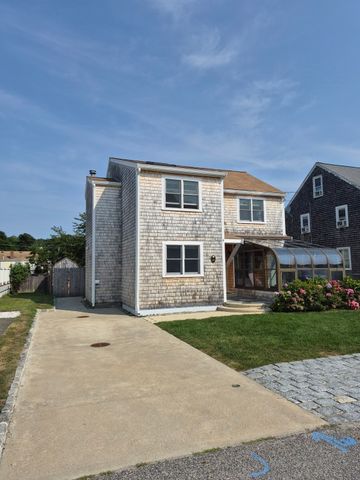 10 Breakwater Ct 10, Marshfield, MA 02050