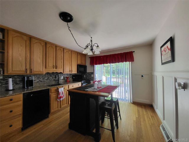 286 Dingle Daisy Road, Monticello, NY 12701