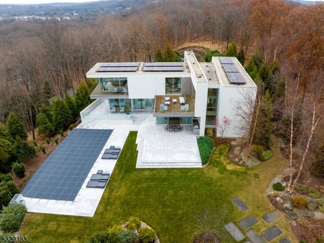 4 Penobscott Pl, Franklin Lakes Boro, NJ 07417