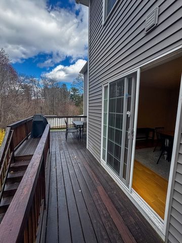 23 Ralph Cir, Chicopee, MA 01020