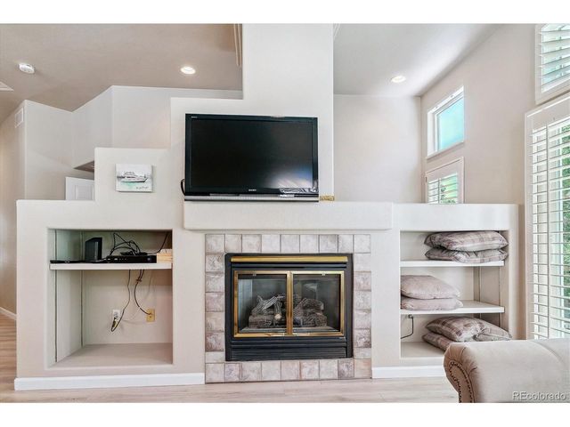 5987 S Yampa St, Aurora, CO 80016