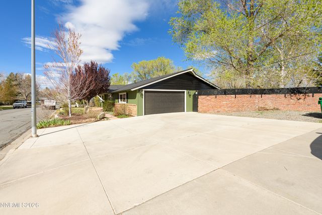 901 Sharrow Way, Carson City, NV 89703