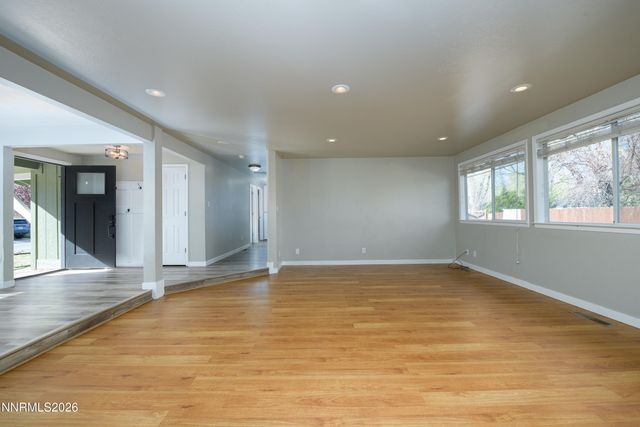 901 Sharrow Way, Carson City, NV 89703