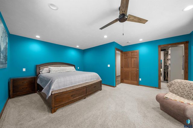 48190 265th St Street, Brandon, SD 57005