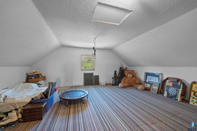 48190 265th St Street, Brandon, SD 57005