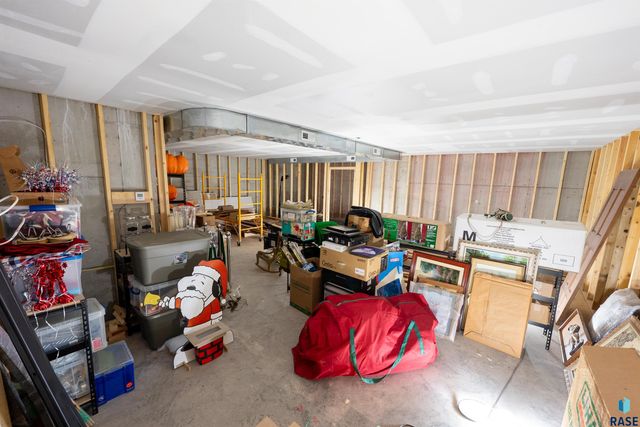 48190 265th St Street, Brandon, SD 57005