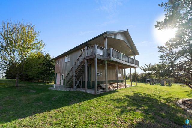 48190 265th St Street, Brandon, SD 57005