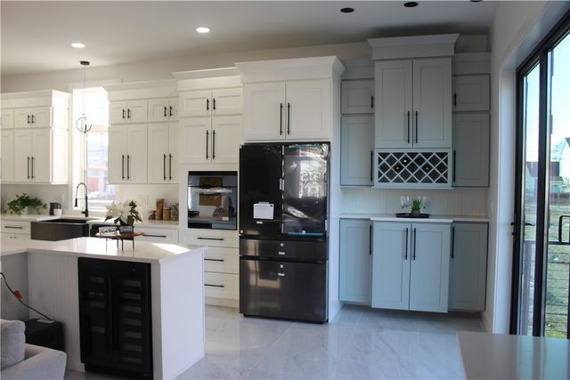 888 central ave Avenue, Pawtucket, RI 02861