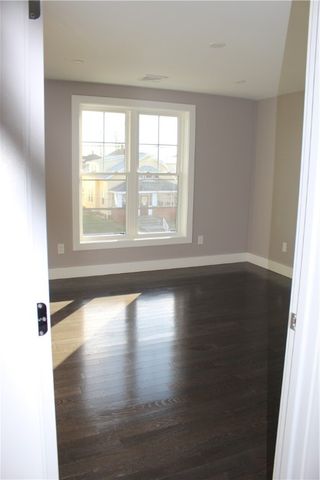 888 central ave Avenue, Pawtucket, RI 02861