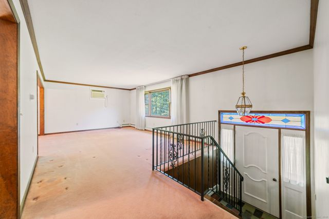 825 Jeremy Swamp Road, Southbury, CT 06488