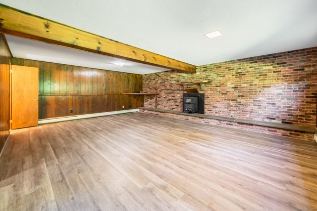 825 Jeremy Swamp Road, Southbury, CT 06488