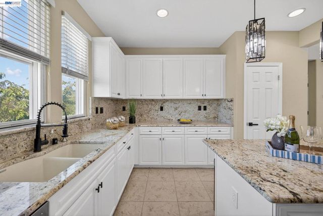 40807 Tomales Ter, Fremont, CA 94538