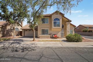 3825 E GAIL Drive, Phoenix, AZ 85044