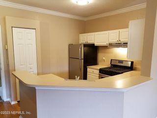 13810 SUTTON PARK Drive 124, Jacksonville, FL 32224