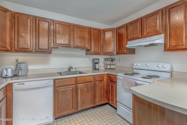 110 Cottontail Lane, Woodstock, NY 12498