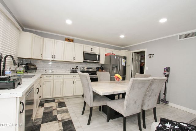 3840 W SIERRA Street, Phoenix, AZ 85029