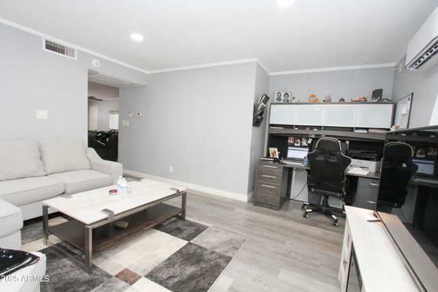 3840 W SIERRA Street, Phoenix, AZ 85029