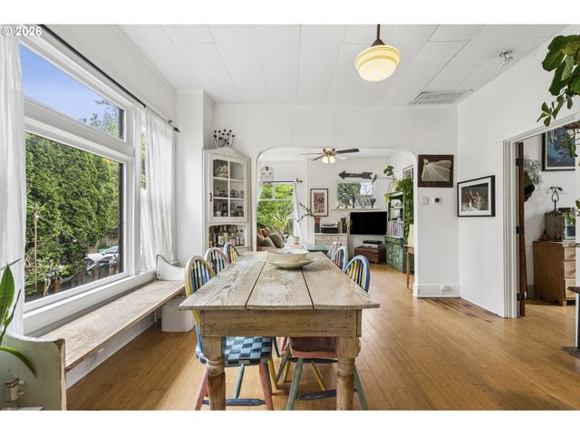 26 Ne PRESCOTT St, Portland, OR 97211