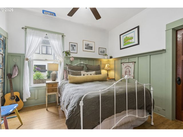 26 Ne PRESCOTT St, Portland, OR 97211