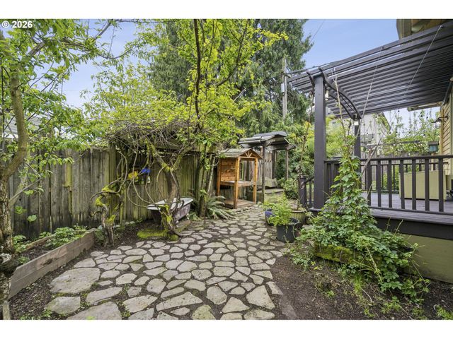 26 Ne PRESCOTT St, Portland, OR 97211