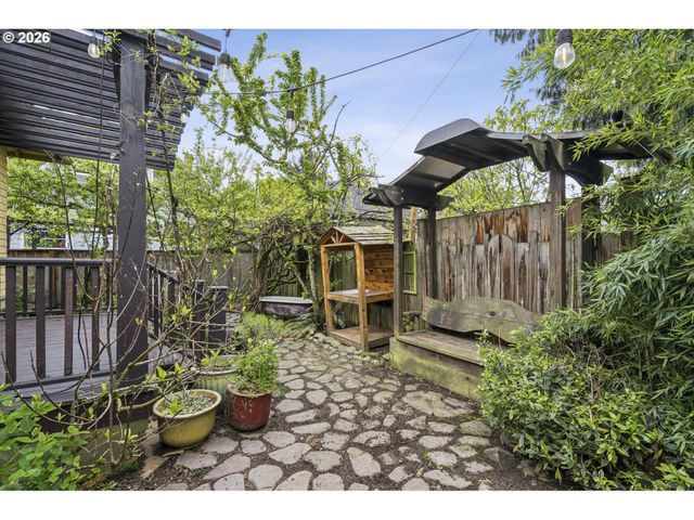 26 Ne PRESCOTT St, Portland, OR 97211