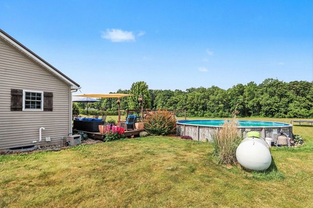 52638 Oak Plains Road, Three Rivers, MI 49093