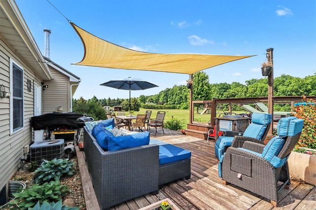 52638 Oak Plains Road, Three Rivers, MI 49093