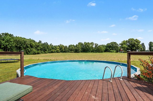 52638 Oak Plains Road, Three Rivers, MI 49093