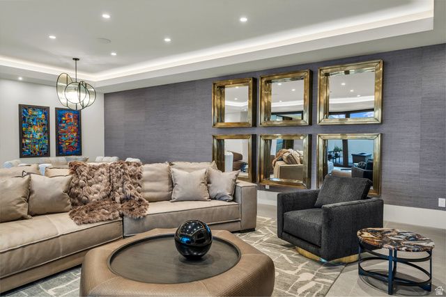 63 E COLIMA RD, Washington, UT 84780