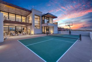 63 E COLIMA RD, Washington, UT 84780