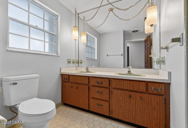 93 Sandcastle Drive, Ormond Beach, FL 32176