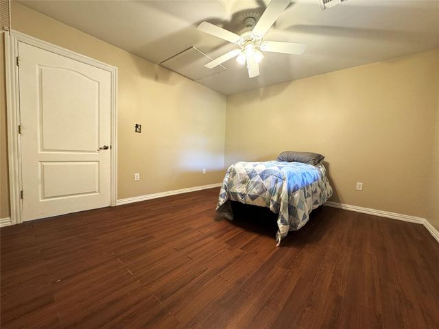 275 Buffalo Run E, Livingston, TX 77351