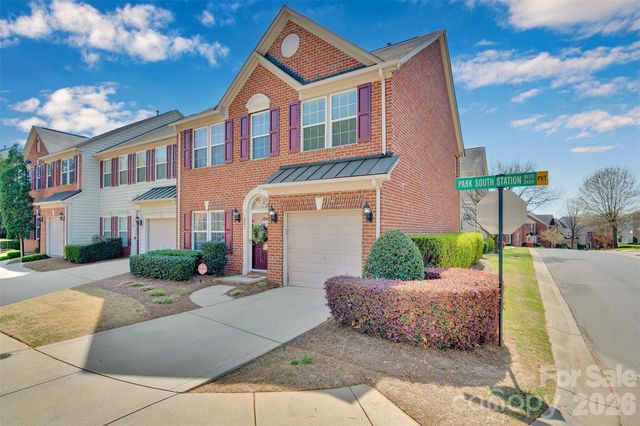 3353 Park South Station Boulevard, Charlotte, NC 28210
