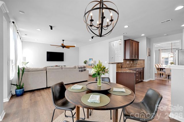 3353 Park South Station Boulevard, Charlotte, NC 28210