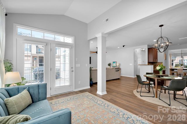 3353 Park South Station Boulevard, Charlotte, NC 28210