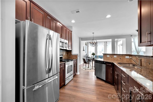 3353 Park South Station Boulevard, Charlotte, NC 28210