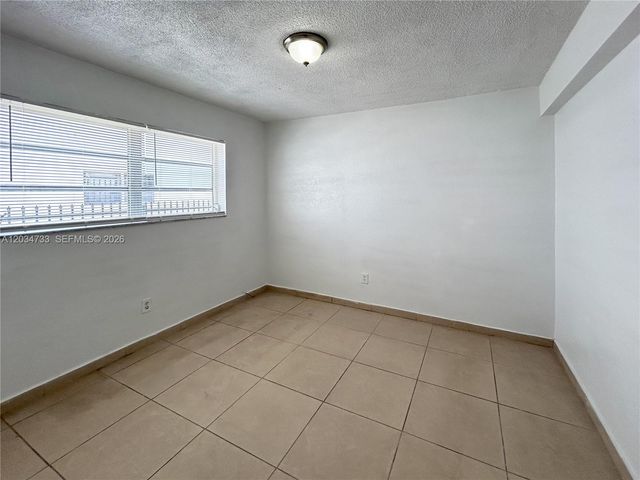 8287 NE Miami Ct 102, Miami, FL 33138