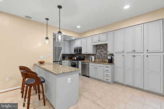 7111 TANWORTH DR, Springfield, VA 22152