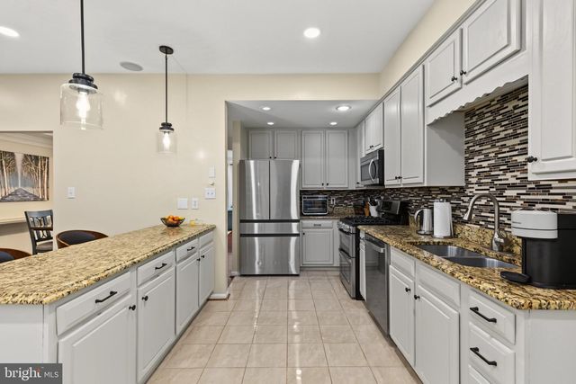 7111 TANWORTH DR, Springfield, VA 22152