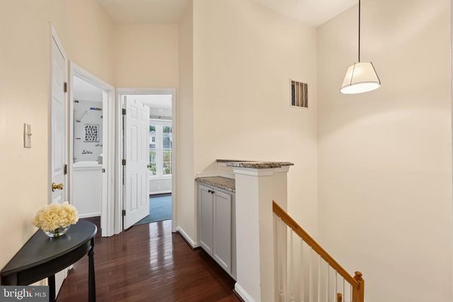 7111 TANWORTH DR, Springfield, VA 22152