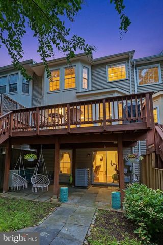 7111 TANWORTH DR, Springfield, VA 22152