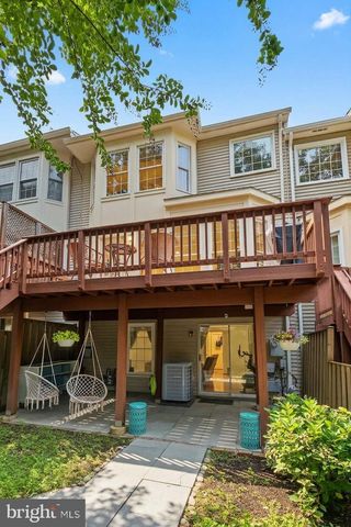 7111 TANWORTH DR, Springfield, VA 22152