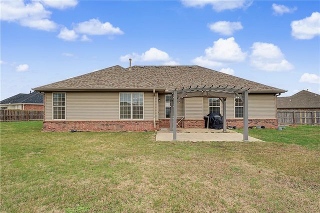 4305 SW Fieldstone Boulevard, Bentonville, AR 72712