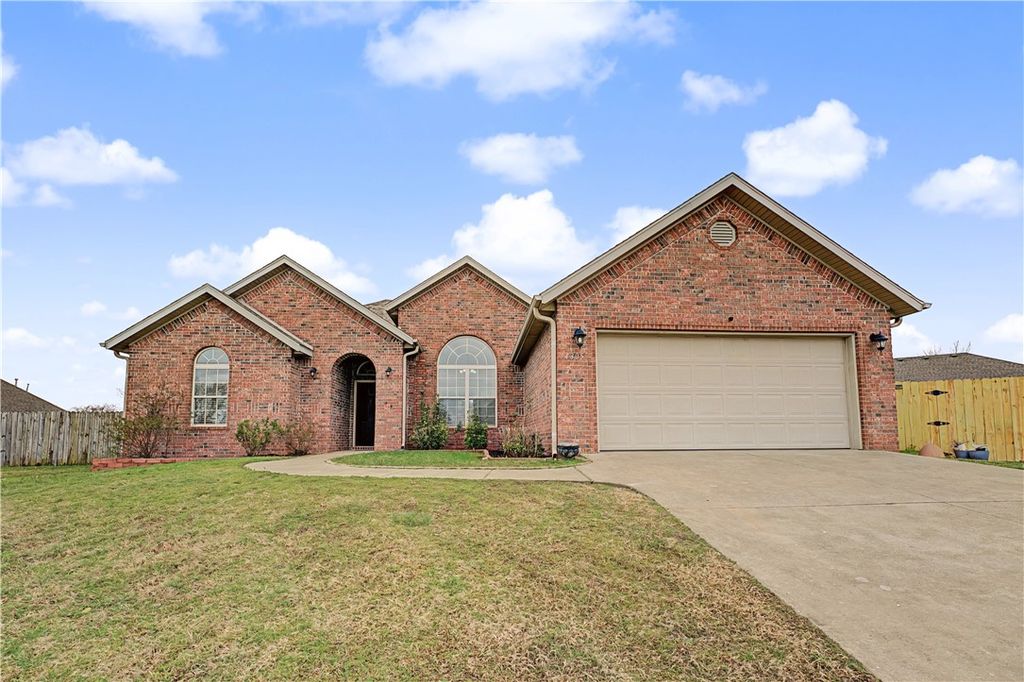 4305 SW Fieldstone Boulevard, Bentonville, AR 72712