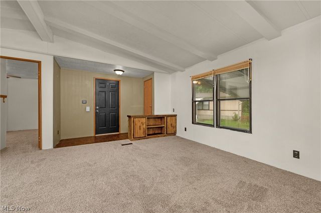 12 Overland Drive, Olmsted Twp, OH 44138