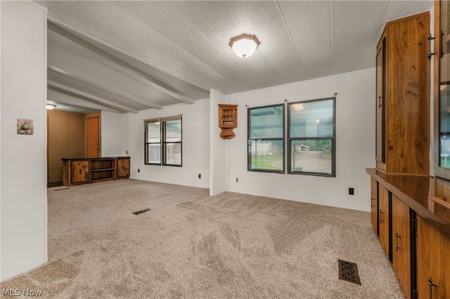 12 Overland Drive, Olmsted Twp, OH 44138