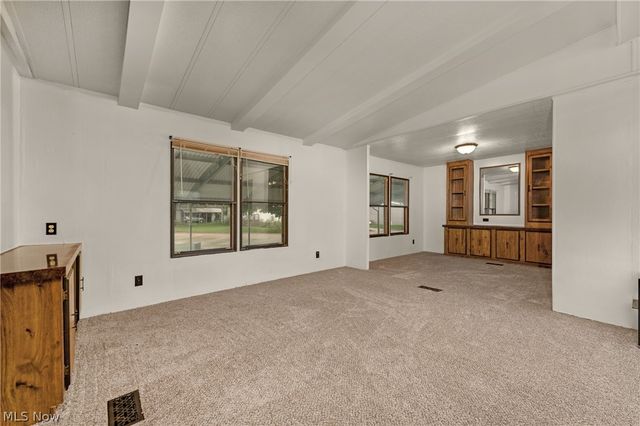 12 Overland Drive, Olmsted Twp, OH 44138