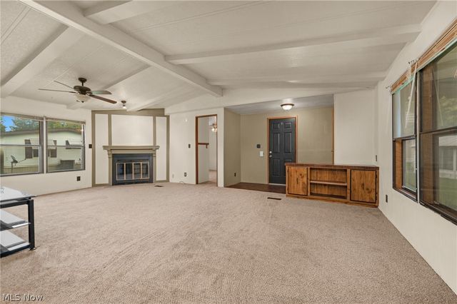 12 Overland Drive, Olmsted Twp, OH 44138