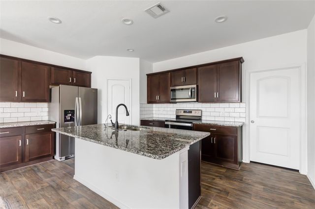 2514 S Colosseum Court, New Caney, TX 77357