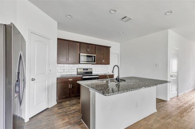 2514 S Colosseum Court, New Caney, TX 77357